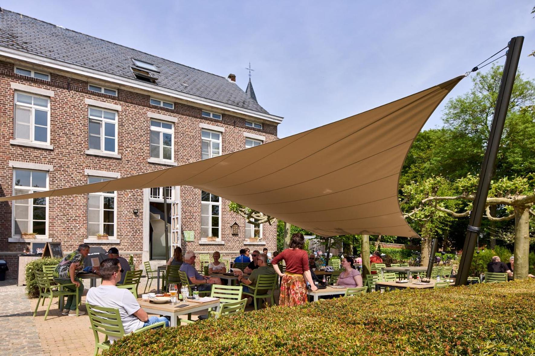 Hotel De Pastorie Borgloon Exterior foto